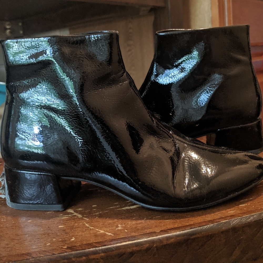 Dolce Vita Black Leather Patent Booties